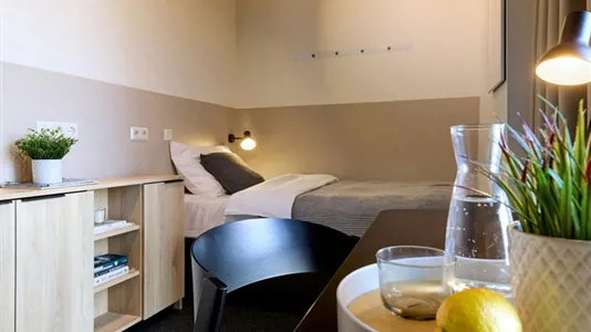 Apartments in Vienna Donaustadt - photo 2