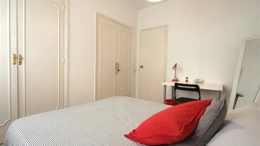 Rooms in Madrid Centro - photo 3