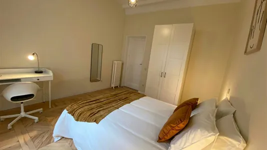 Rooms in Madrid Centro - photo 3