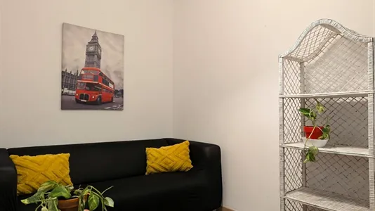 Rooms in Gijón - photo 9