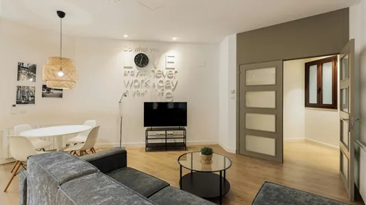 Rooms in Barcelona Eixample - photo 8