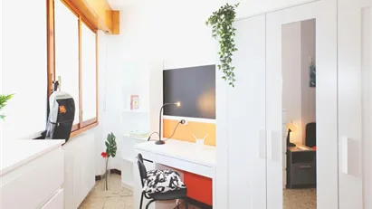 Room for rent in Lecco, Lombardia