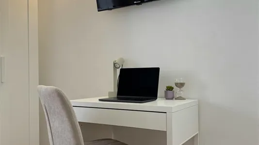 Rooms in Madrid Hortaleza - photo 7