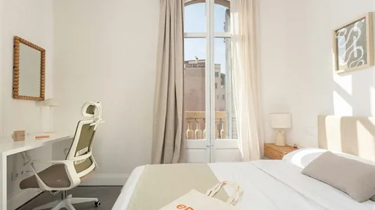 Rooms in Barcelona Les Corts - photo 1