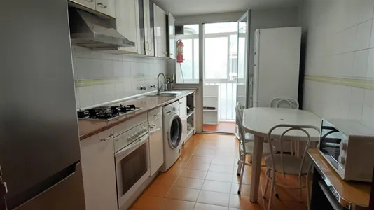 Rooms in Alcalá de Henares - photo 8