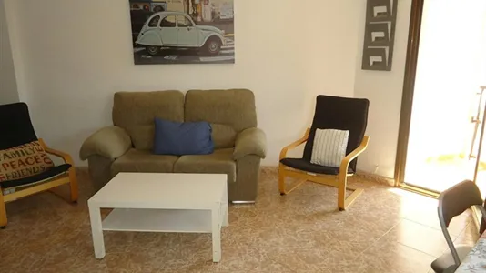 Rooms in Córdoba - photo 9
