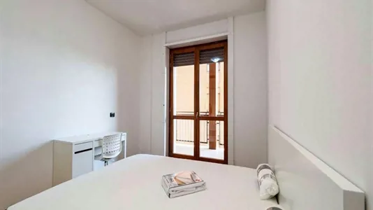 Rooms in Milano Zona 6 - Barona, Lorenteggio - photo 2