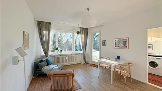Apartments in Berlin Steglitz-Zehlendorf - photo 1