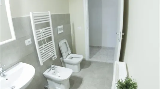 Rooms in Florence - photo 9