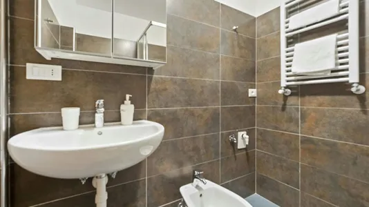 Rooms in Milano Zona 2 - Stazione Centrale, Gorla, Turro, Greco, Crescenzago - photo 8