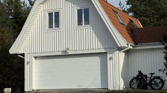 Houses in Södertälje - photo 14