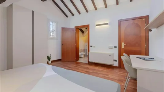 Rooms in Ferrara - photo 4