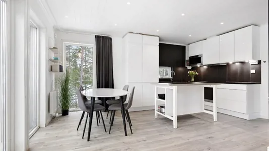 Houses in Vallentuna - photo 1
