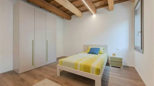 Rooms in Ferrara - photo 4