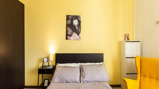 Rooms in Milano Zona 5 - Vigentino, Chiaravalle, Gratosoglio - photo 2