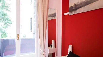 Room for rent in Milano Zona 6 - Barona, Lorenteggio, Milan