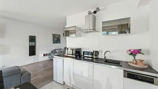 Apartments in Nanterre - photo 8