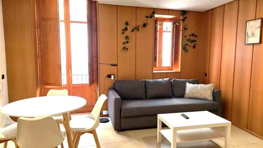Apartments in Valencia Ciutat Vella - photo 2