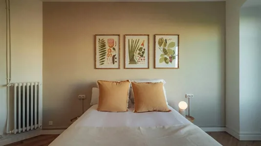 Rooms in Barcelona Eixample - photo 3