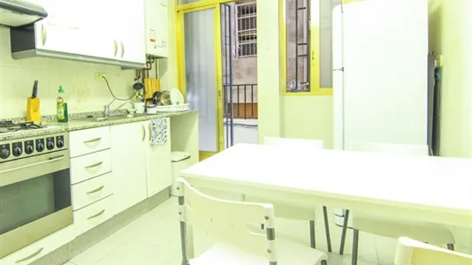 Rooms in Valencia Ciutat Vella - photo 5