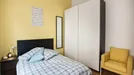 Room for rent, Turin, Piemonte, &lt;span class=&quot;blurred street&quot; onclick=&quot;ProcessAdRequest(8988979)&quot;&gt;&lt;span class=&quot;hint&quot;&gt;See streetname&lt;/span&gt;[xxxxxxxxxxxxx]&lt;/span&gt;