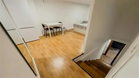 Apartments in Barcelona Ciutat Vella - photo 8