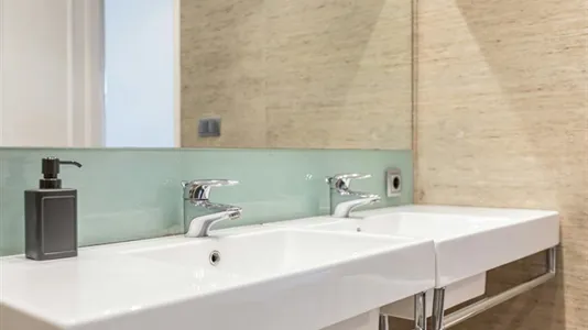 Rooms in Valencia Ciutat Vella - photo 10