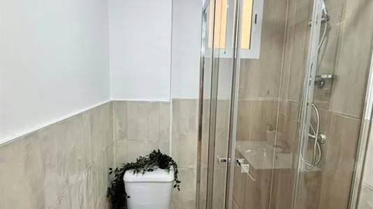 Rooms in Mislata - photo 8