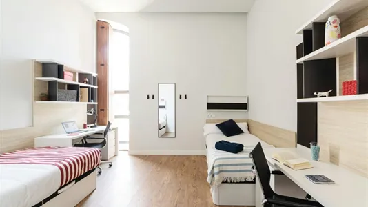 Rooms in Alcalá de Henares - photo 1