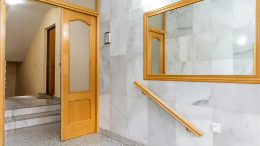 Rooms in Adaro - photo 9