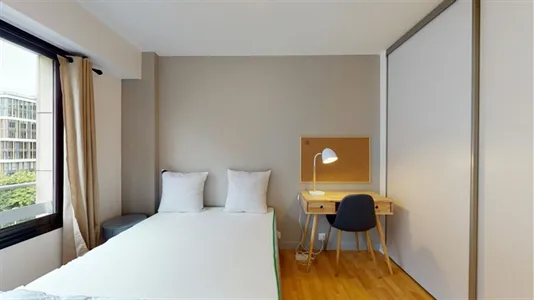 Rooms in Versailles - photo 10