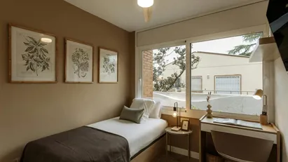 Room for rent in Barcelona Horta-Guinardó, Barcelona
