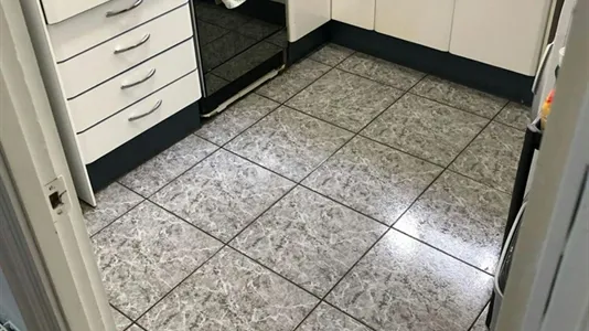 Rooms in Barcelona Sant Martí - photo 7