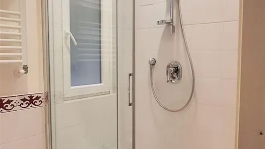 Rooms in Genoa - photo 3