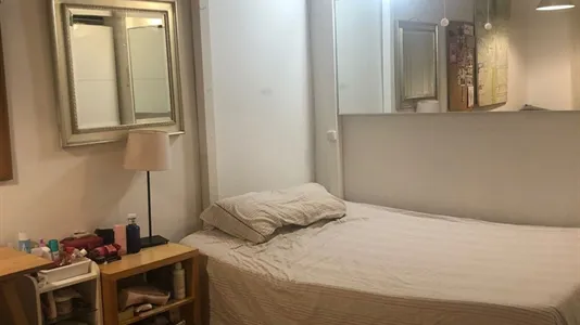 Rooms in Barcelona Ciutat Vella - photo 6