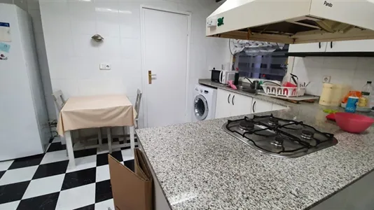 Rooms in Barcelona Les Corts - photo 8