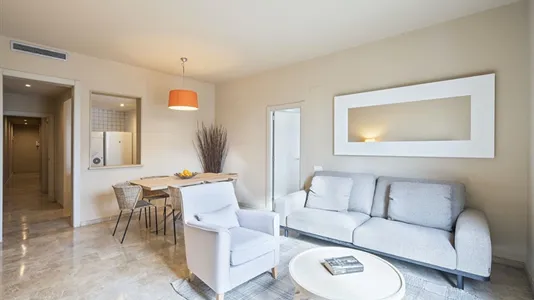 Rooms in Barcelona Ciutat Vella - photo 10