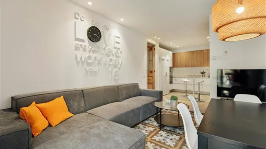 Rooms in Barcelona Eixample - photo 8