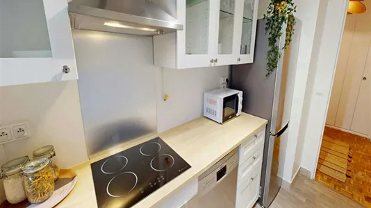 Rooms in Paris 19ème arrondissement - photo 7