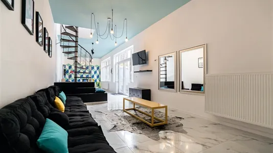 Rooms in Charleroi - photo 9