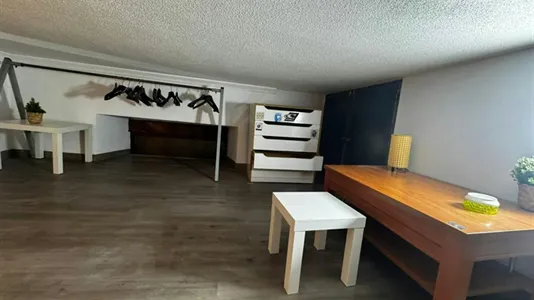 Rooms in Madrid Centro - photo 10