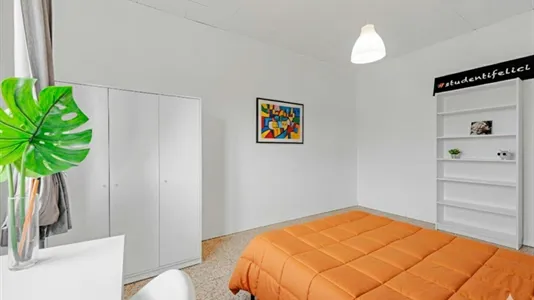 Rooms in Milano Zona 5 - Vigentino, Chiaravalle, Gratosoglio - photo 1