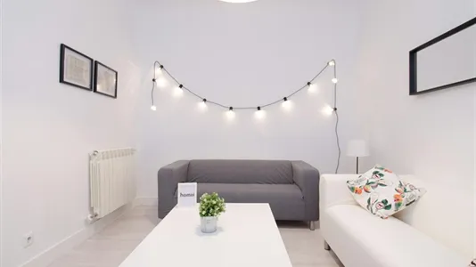 Rooms in Madrid Centro - photo 10