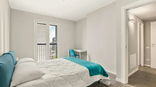 Apartments in Milano Zona 8 - Fiera, Gallaratese, Quarto Oggiaro - photo 9