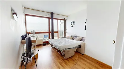 Room for rent in La Rochelle, Nouvelle-Aquitaine