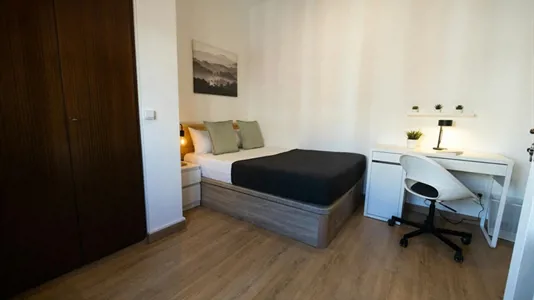 Rooms in L'Hospitalet de Llobregat - photo 2