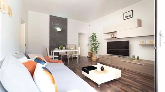 Houses in Vidigulfo - photo 4