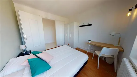 Rooms in Lyon - photo 2
