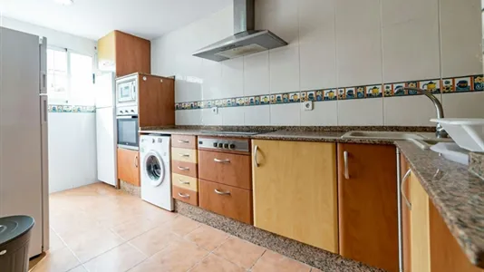 Rooms in Valencia Extramurs - photo 6