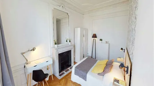 Rooms in Paris 17ème arrondissement - photo 4